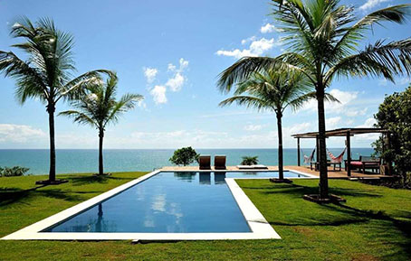 Linda Mansão à Beira-mar com 5 Quartos em Arraial d'Ajuda