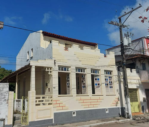 Casa Colonial de Três Quartos no Centro da Cidade