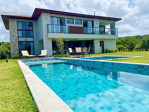 Praia do Forte - Casa Bromelias Alto Padrao