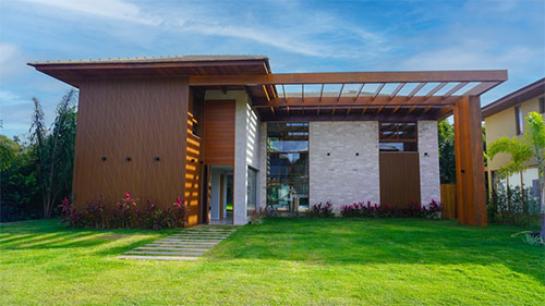 Praia do Forte - Casa Moderna Em Condomínio Com Acesso Mar | R$4.590.000,00