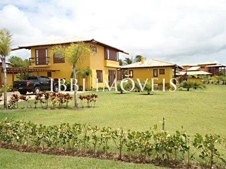 Linda Casa de 4 Quartos em Condomínio Premium