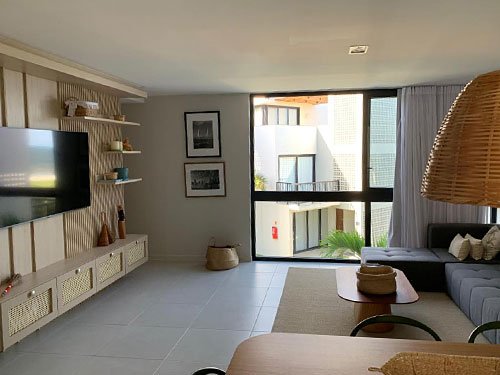 Paraíso à Beira-Mar em Itacimirim: Apartamento Duplex de Luxo