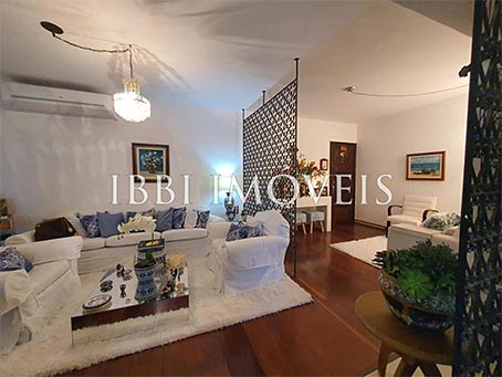 Lindo Apartamento de 4 Quartos em Graça