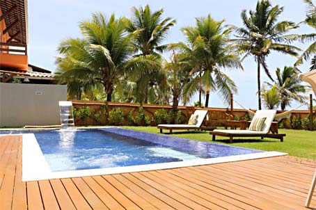 Mansão de 6 Quartos Perto da Praia de Guarajuba