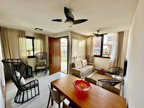 Casa Duplex em Condomínio com Vista para o Mar