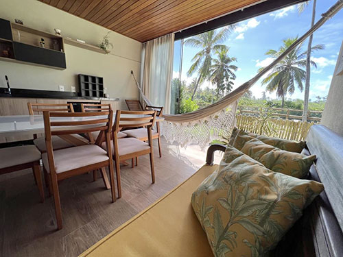 Apartamento de 3 Quartos com Vista para o Nascente Próximo à Praia