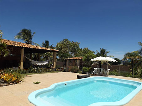 Propriedade Às Margens Do Lago Com Duas Casas