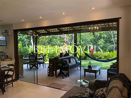 Linda Casa De 3 Quartos Com Grande Jardim