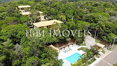 Casa de 3 Quartos em Condomínio Próximo ao Mar