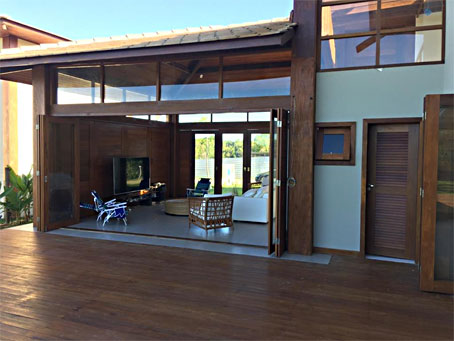 Linda Mansão de 5 Quartos com Vista do Mar