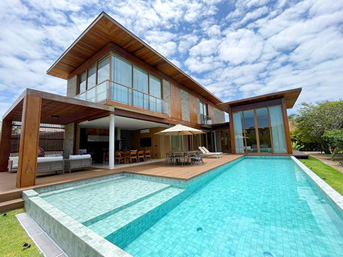 Casa Recentemente Construída no Condomínio Piscinas Naturais