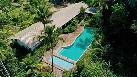 Casa De 5 Quartos Em Condomínio De Alto Padrão