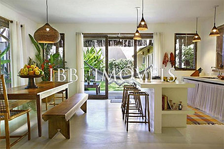 Casa Rústica de 2 Quartos na Vila