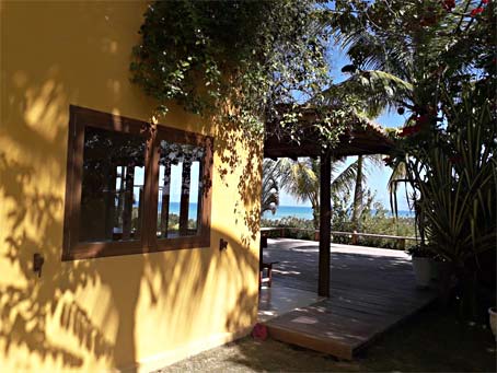 Charmosa Casa de 3 Quartos com Vista Panorâmica do Mar