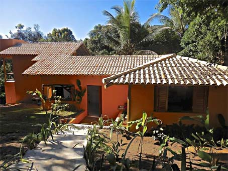 Casa de 2 Quartos Com Chalé Próxima à Vila