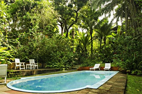 Pousada Rústica com Duas Casas Próxima à Praça da Vila